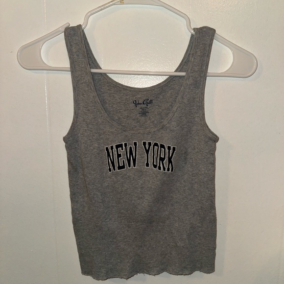 Brandy Melville John Galt New York Graphic Ribbed Tank Top - Gray - Picture 1 of 3